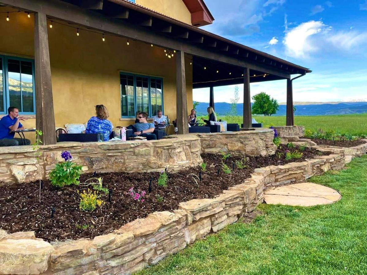 Violet Cottage At Zenzen Gardens Paonia Exterior foto